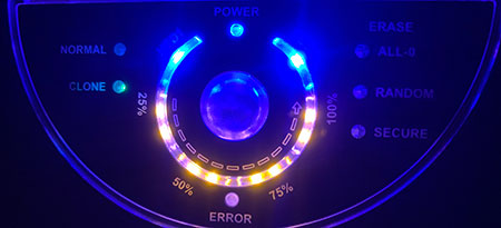 Cloneランプが光っていることを確認して中央ボタン長押し3秒でスタート